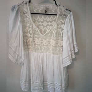 Knox Rose Lace Blouse